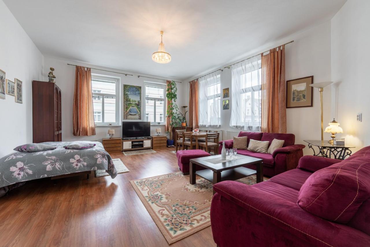 Apartment Kleopatra كارلوفي فاري المظهر الخارجي الصورة