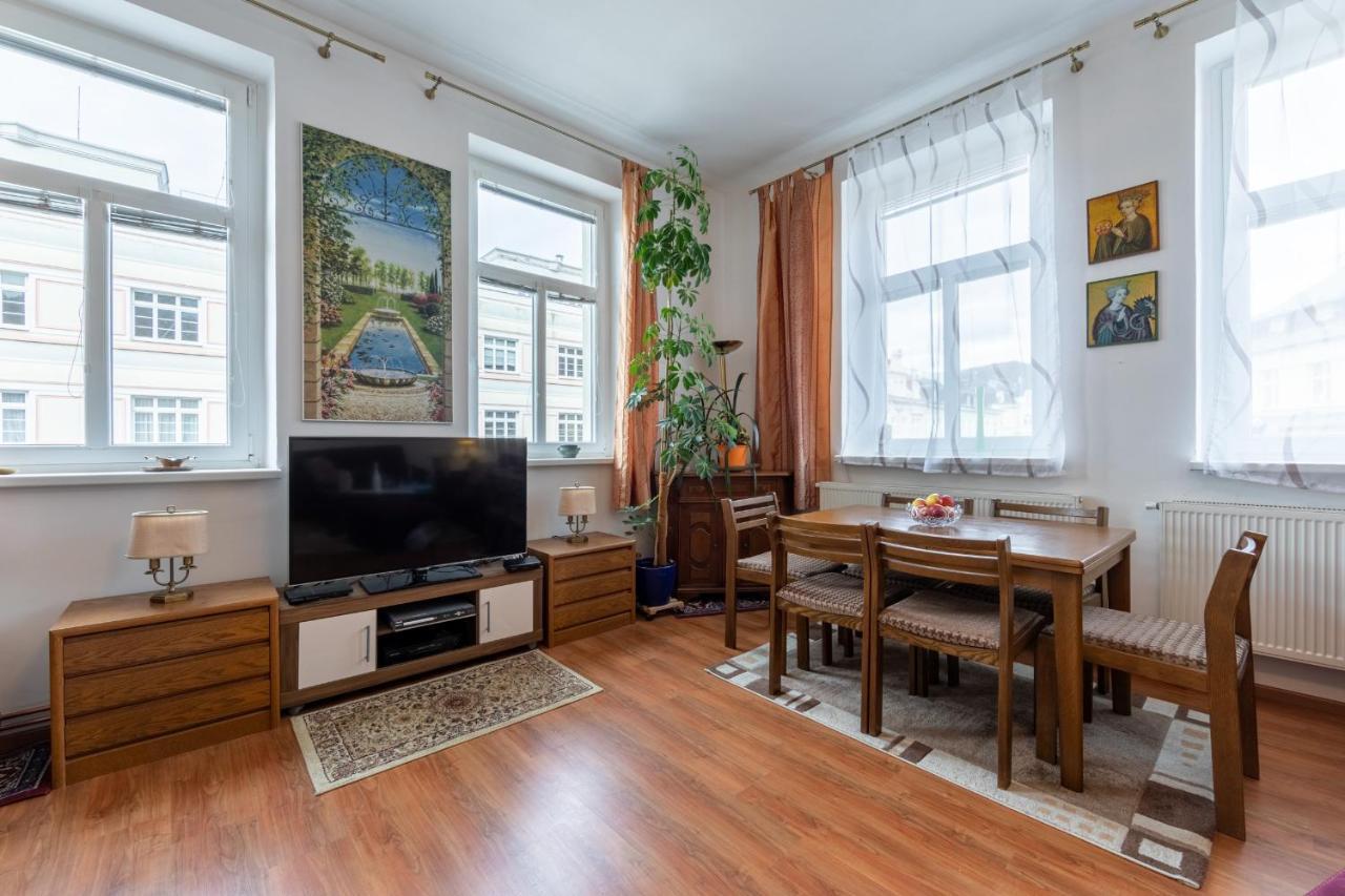 Apartment Kleopatra كارلوفي فاري المظهر الخارجي الصورة