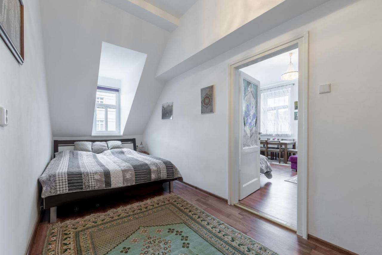 Apartment Kleopatra كارلوفي فاري المظهر الخارجي الصورة
